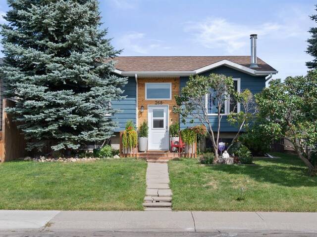 268 Fallswater Road NE Calgary