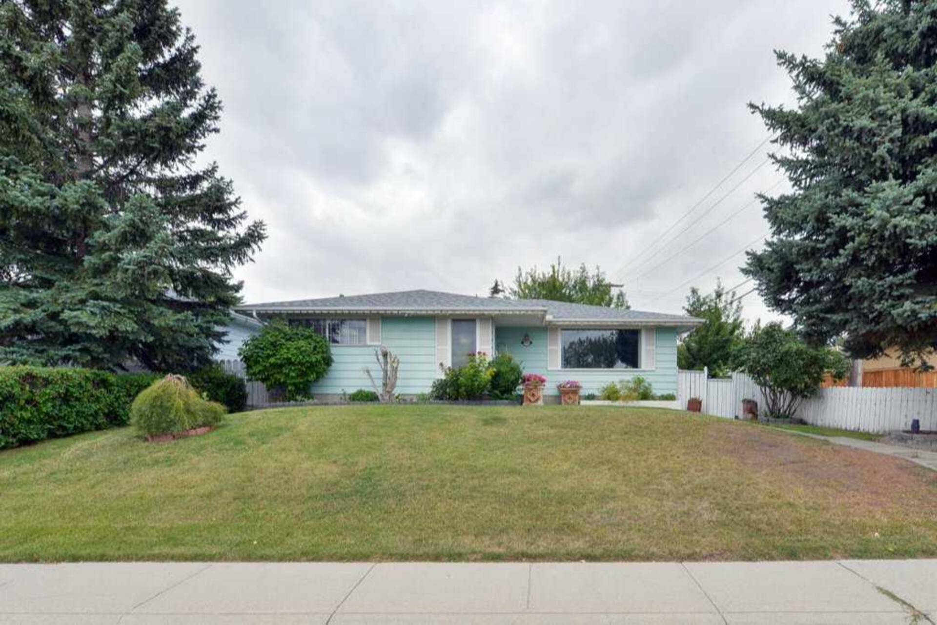 7035 Huntercrest Road NW Calgary