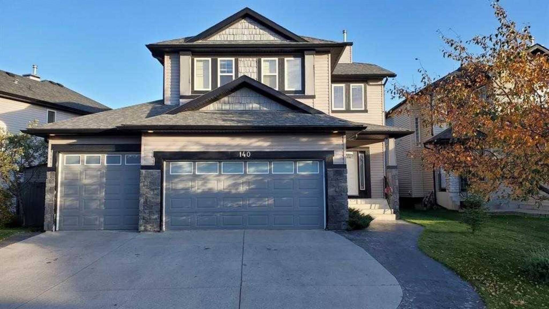 140 Royal Birch Crescent Crescent NW Calgary