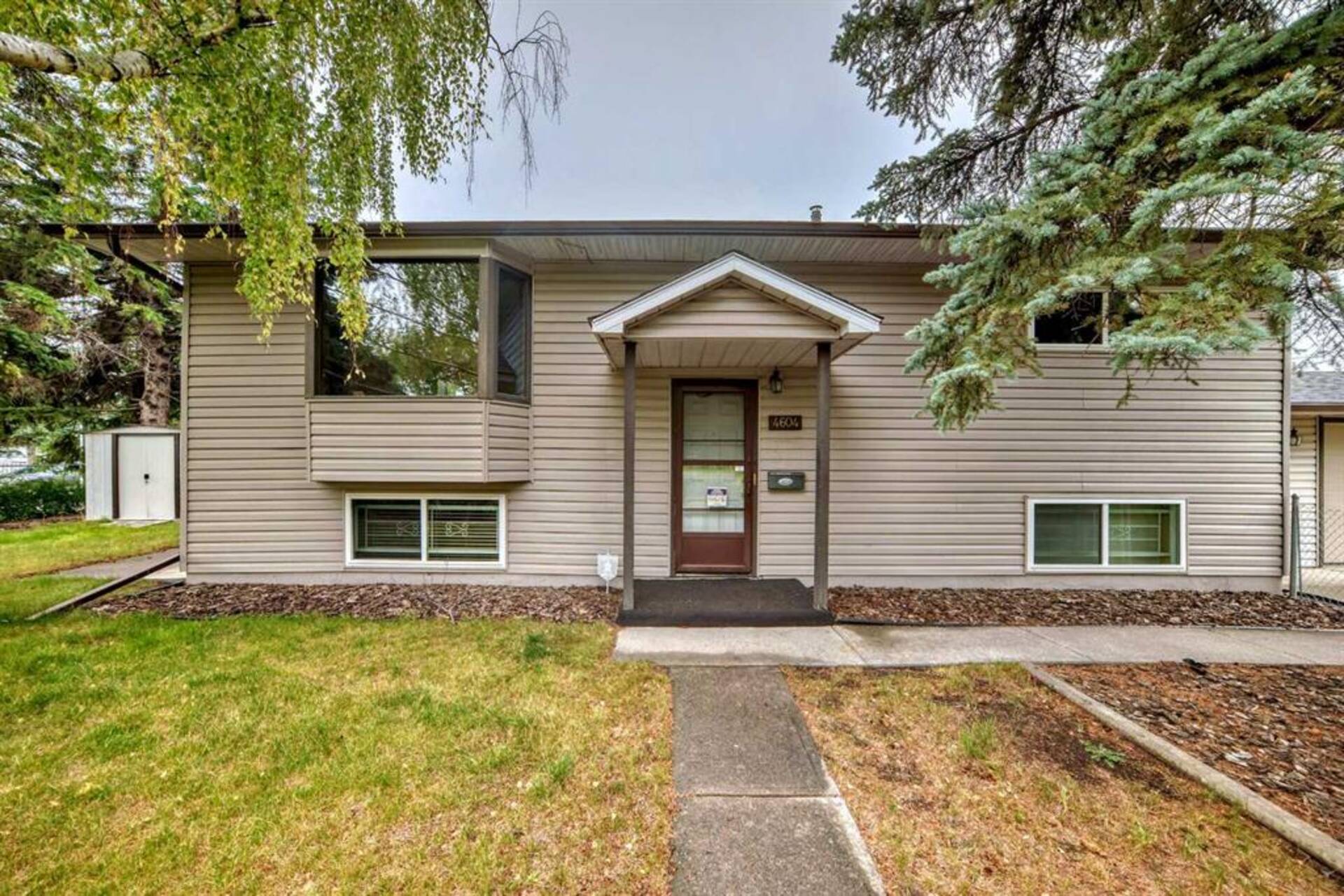 4604 29 Avenue NW Calgary