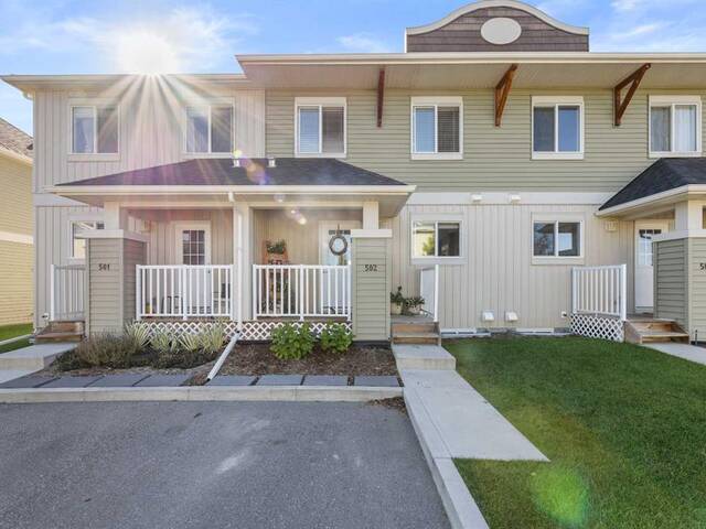 500, 502 Clover Way Carstairs