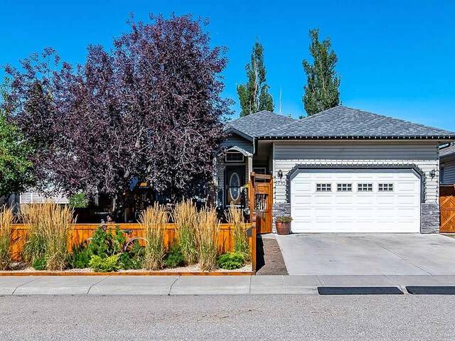 1710 6 Avenue SE High River