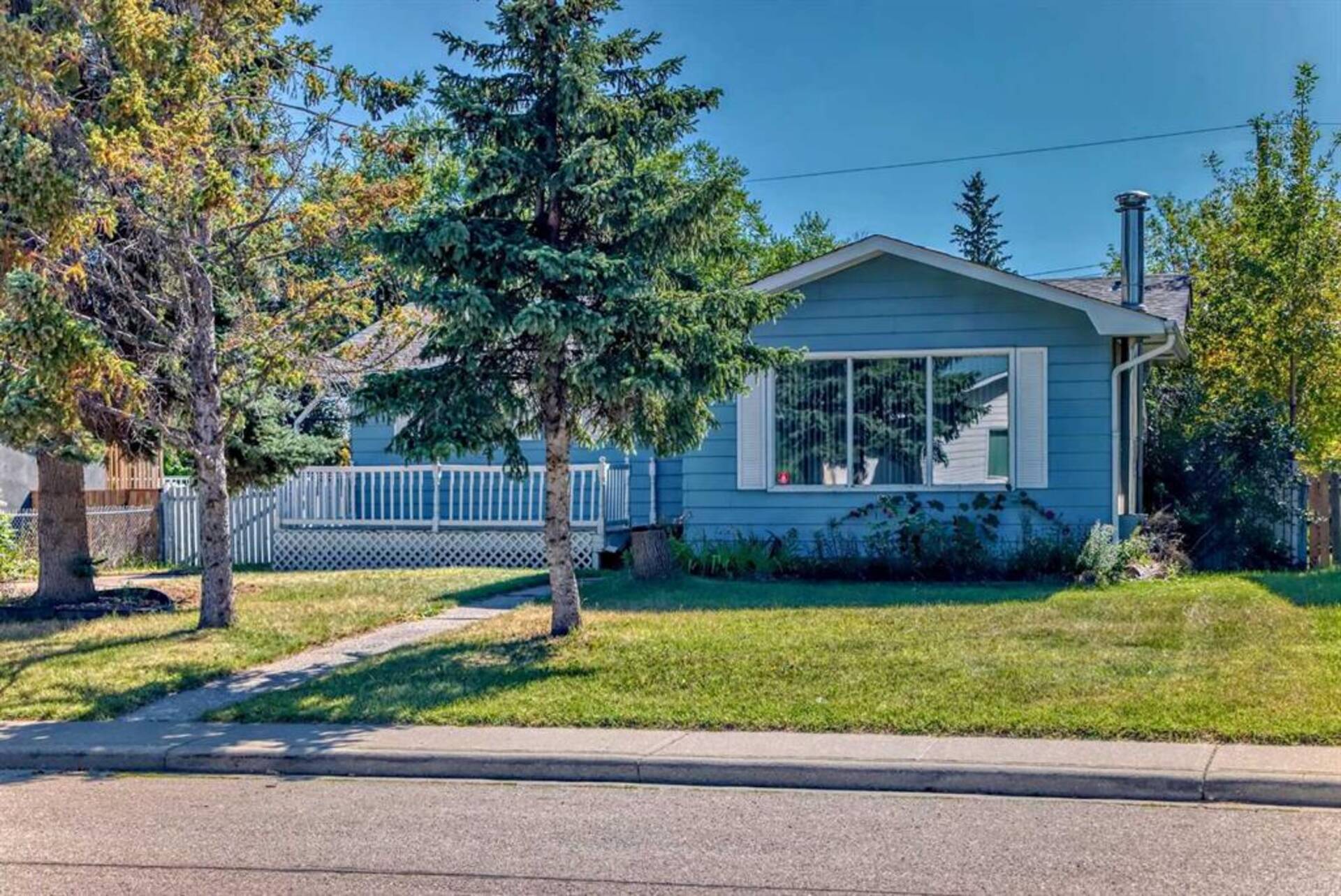 819 Sabrina Road SW Calgary