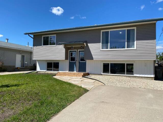 9406 102 Avenue Grande Prairie