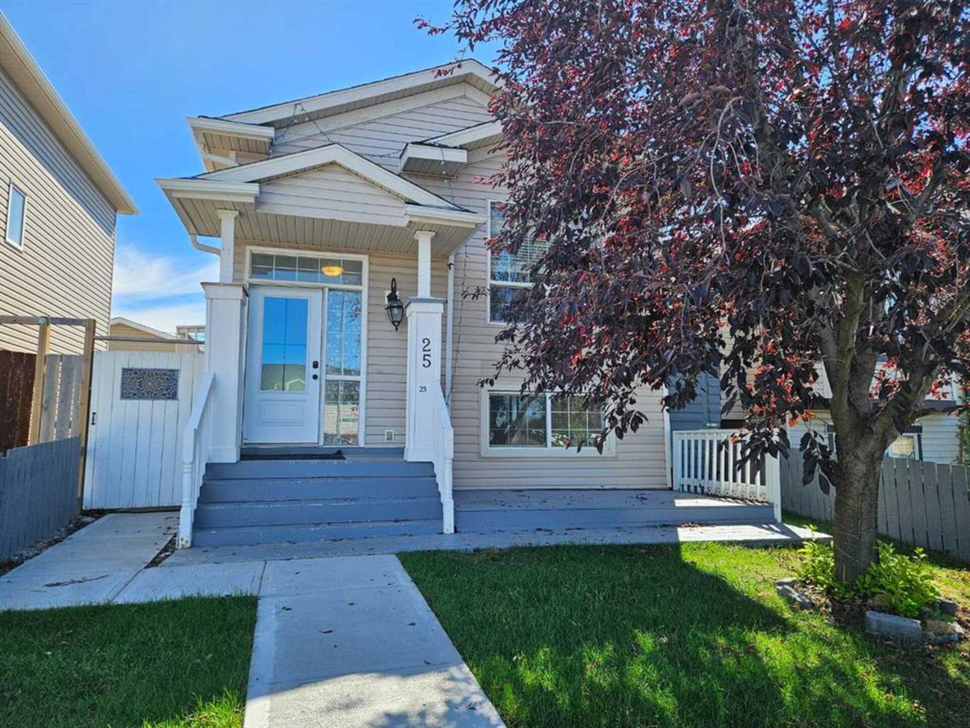 25 Martinvalley Road NE Calgary