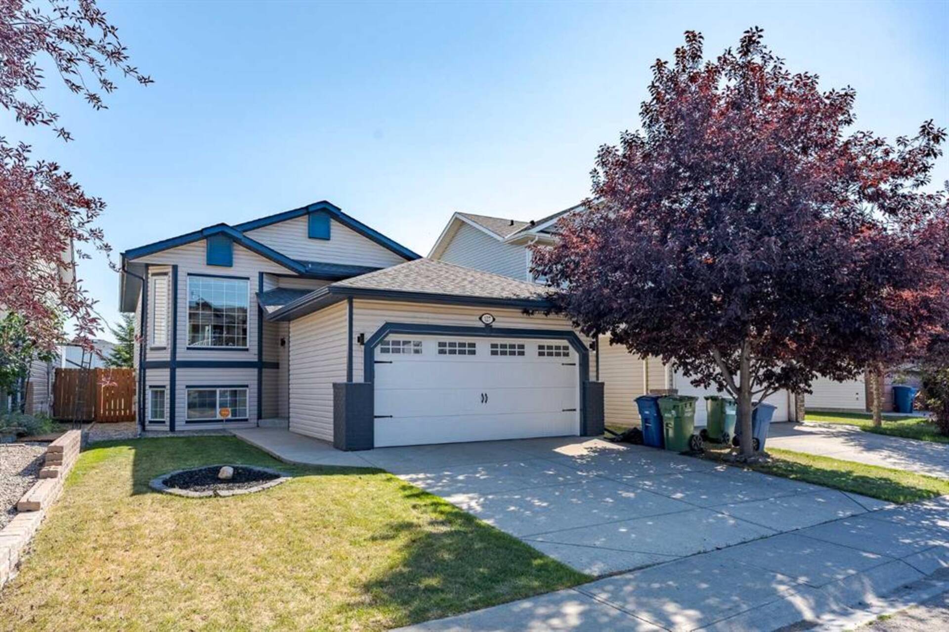 127 Silver Springs Way NW Airdrie