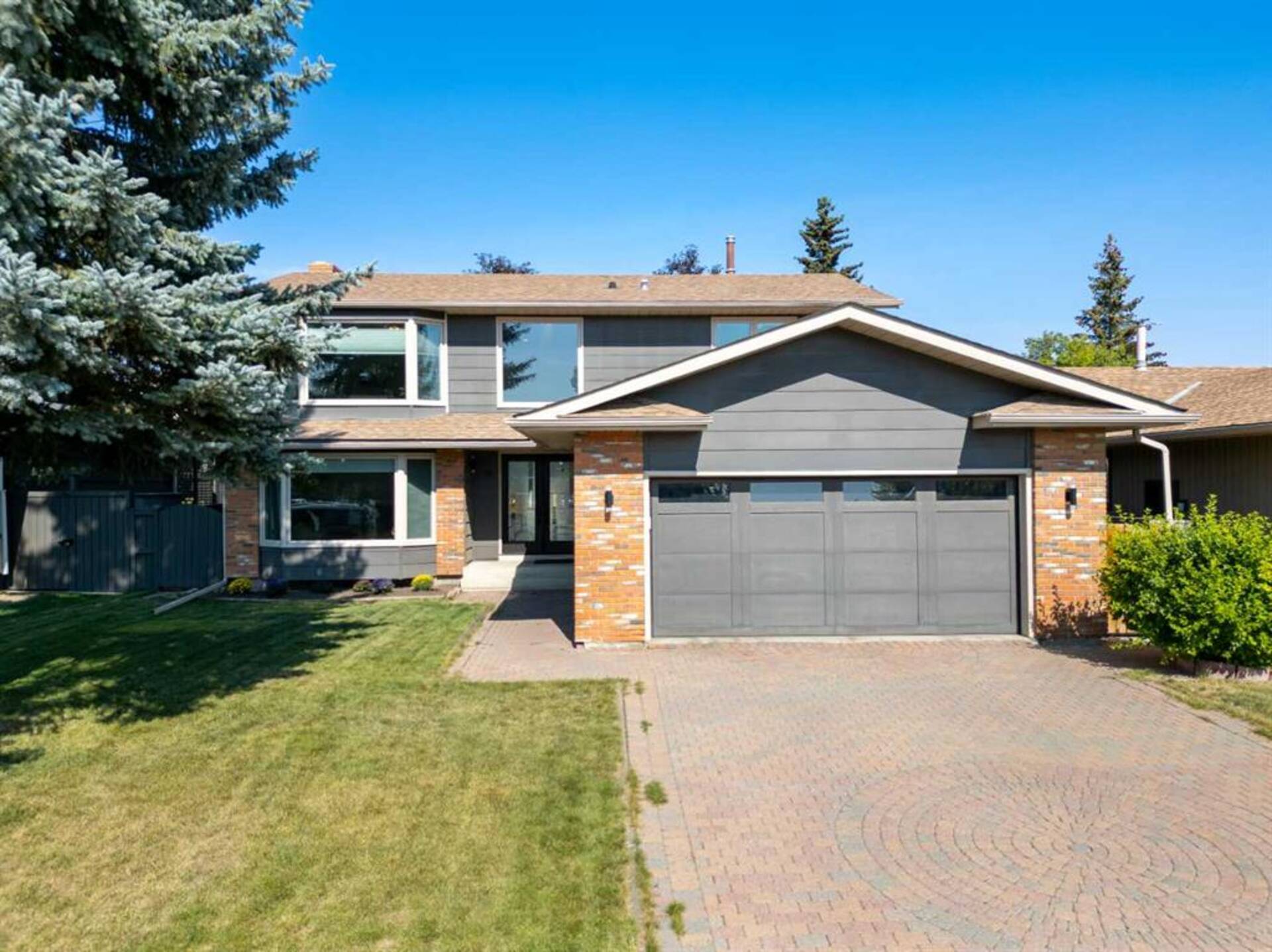 75 Woodglen Circle SW Calgary