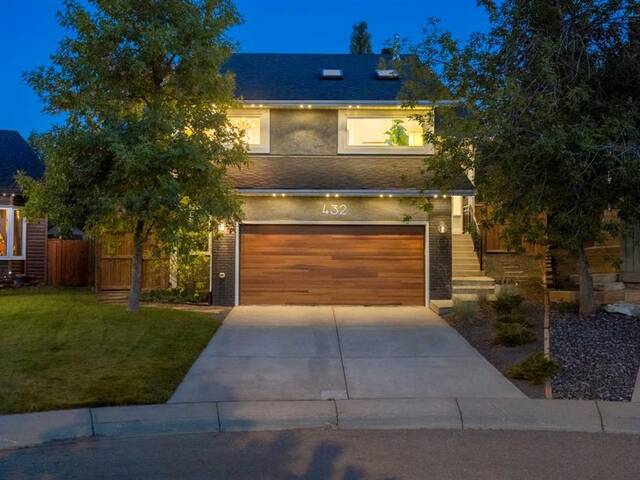 432 Strathcona Mews SW Calgary