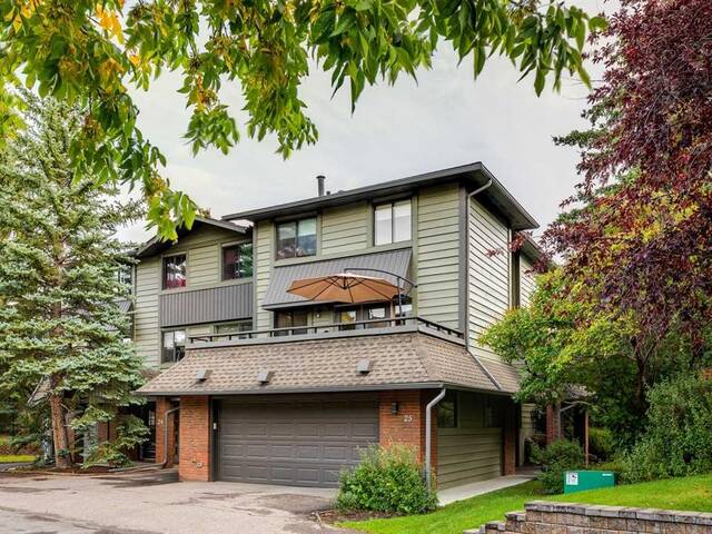 25, 10030 Oakmoor Way SW Calgary