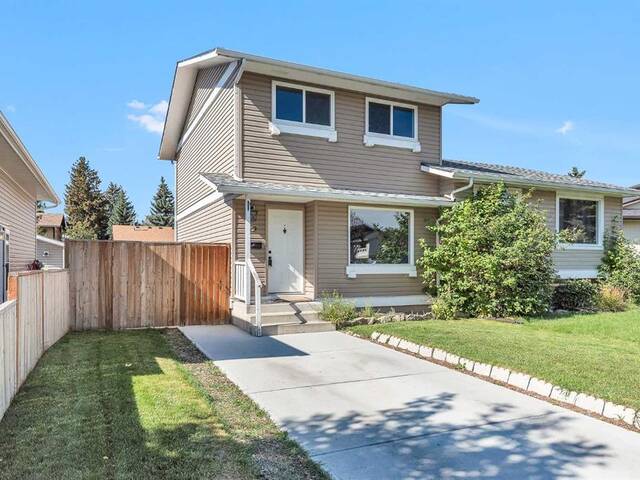 62 Aspen Crescent SE Airdrie