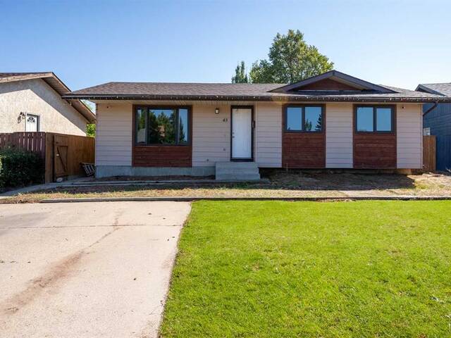 43 Princeton Road W Lethbridge