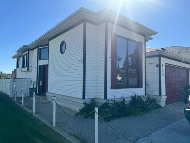 855 Red Crow Boulevard W Lethbridge