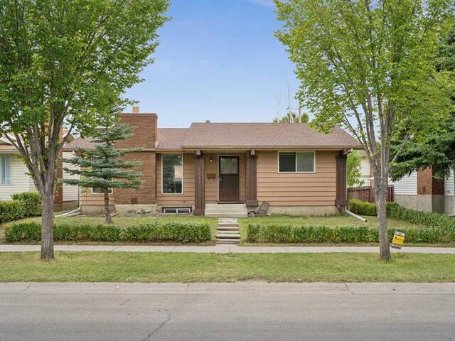 4311 44 Avenue NE Calgary