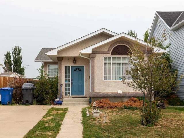 41 Athabasca Way W Lethbridge