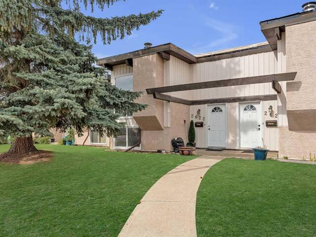 2622 Oakmoor Drive SW Calgary