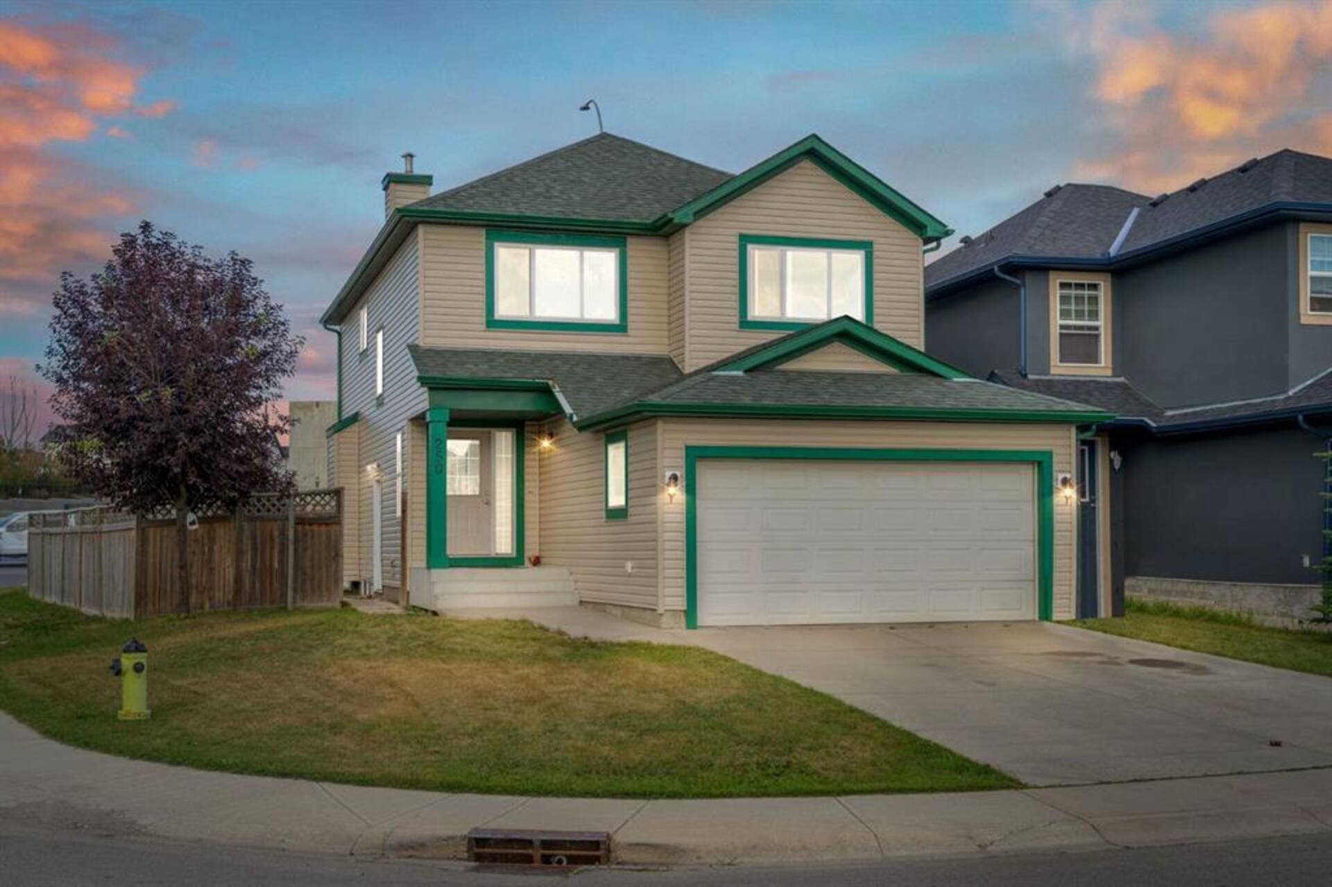 250 Saddlecrest Close NE Calgary