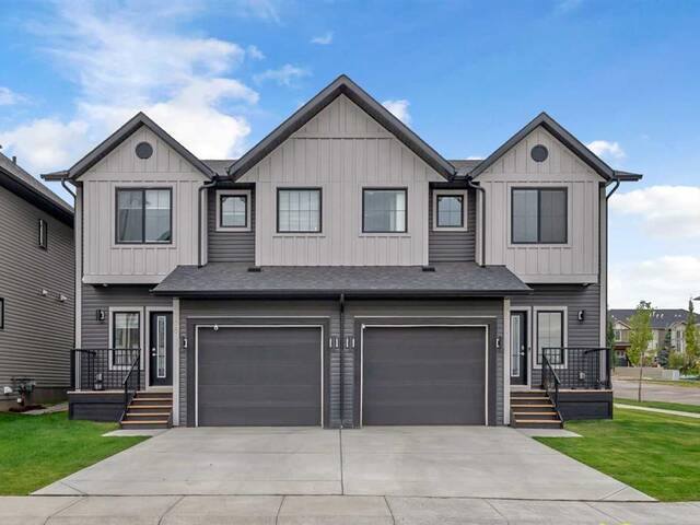 704 South Point Heath SW Airdrie