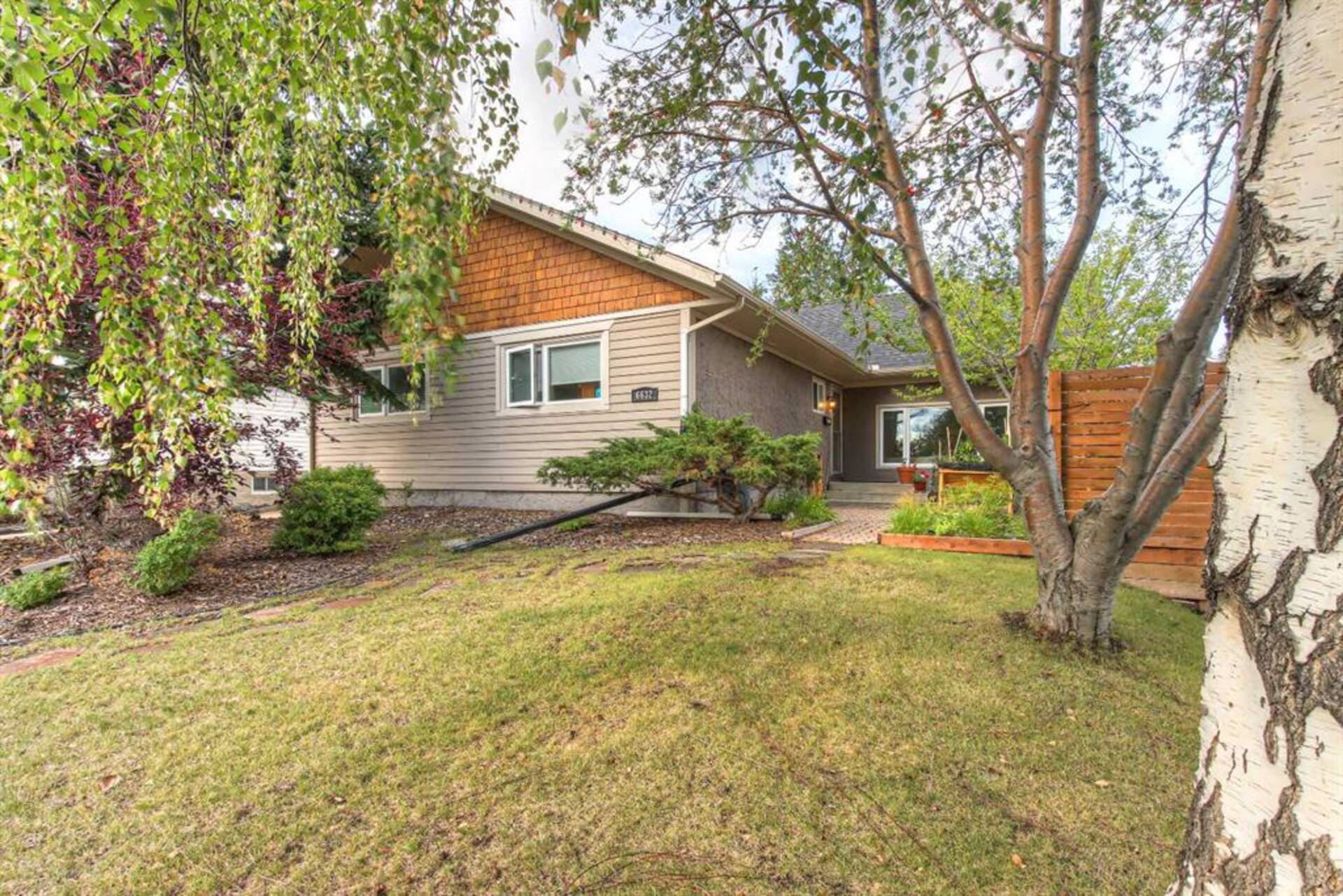 6632 Dalrymple Way NW Calgary