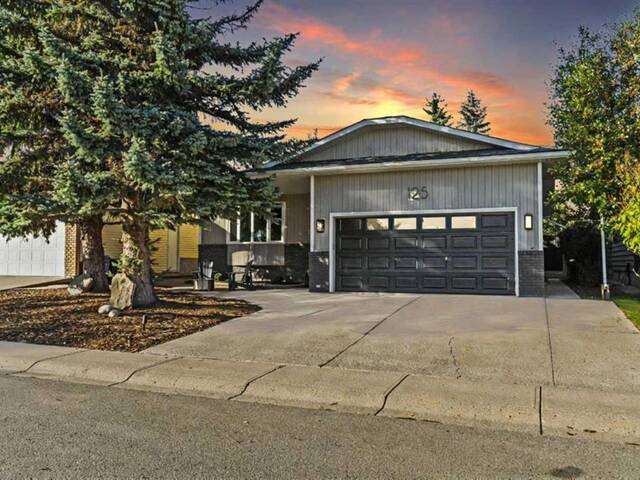 125 Woodbend Way Okotoks