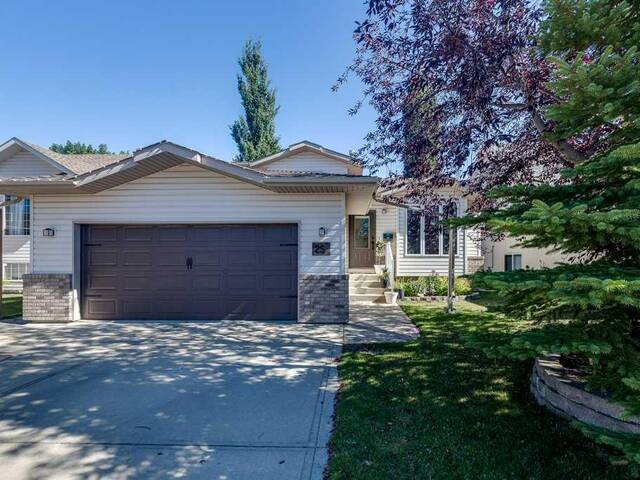 25 Dumas Crescent Red Deer