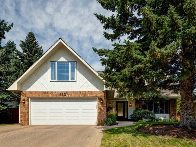 812 Lake Placid Drive SE Calgary