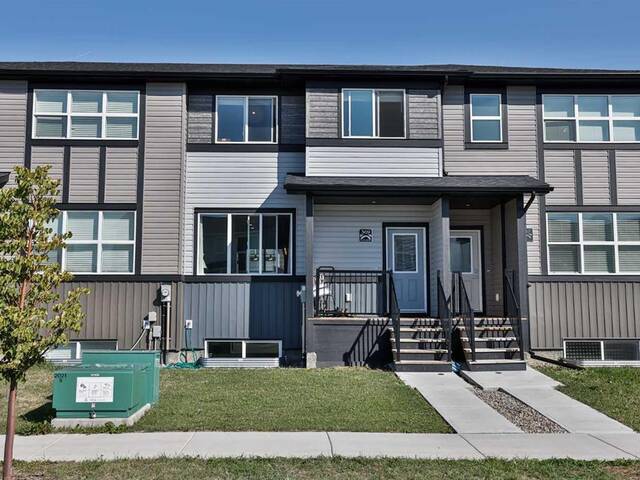 369 Mildred Dobbs Boulevard N Lethbridge