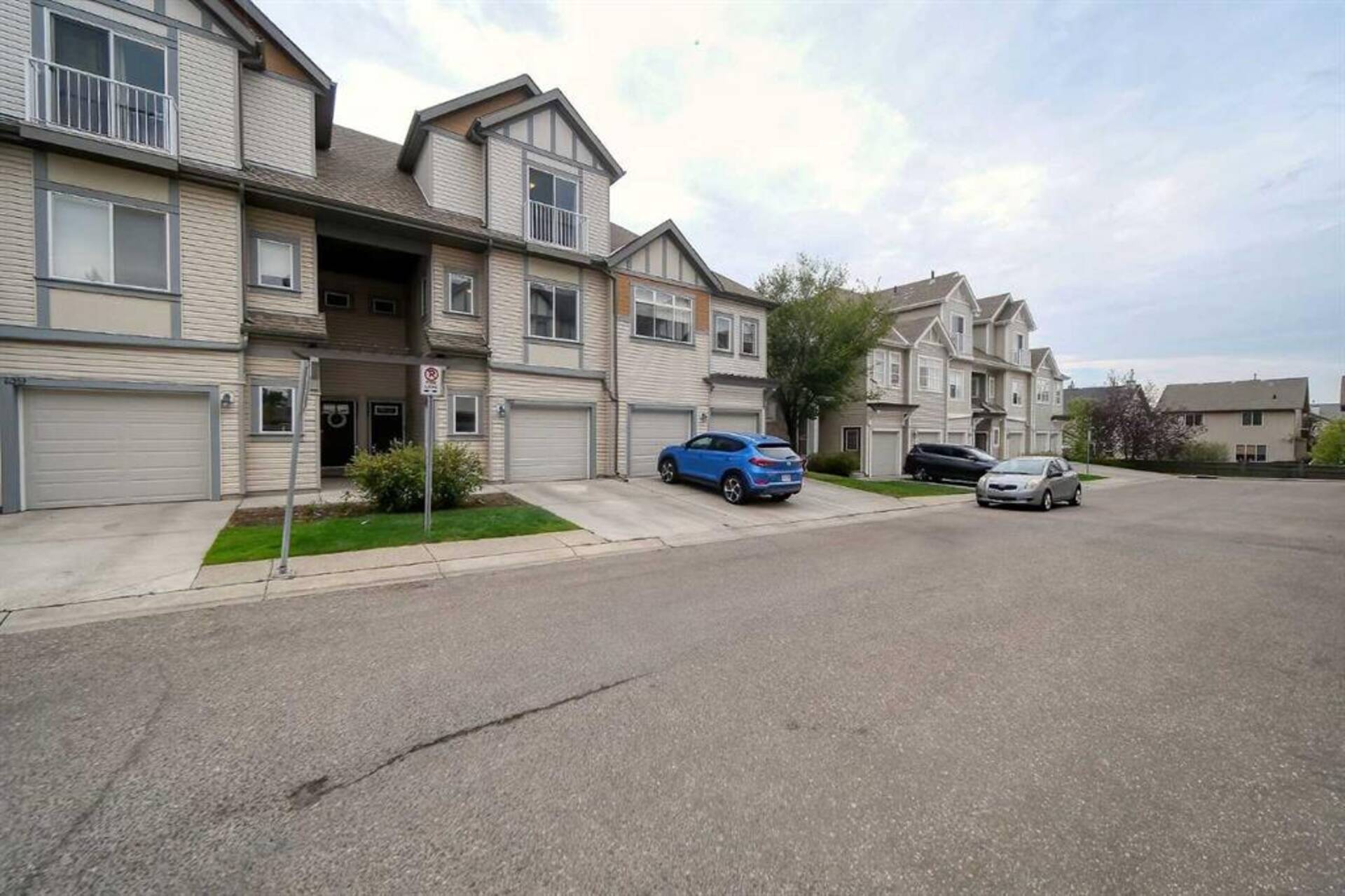 145, 300 Evanscreek Court NW Calgary