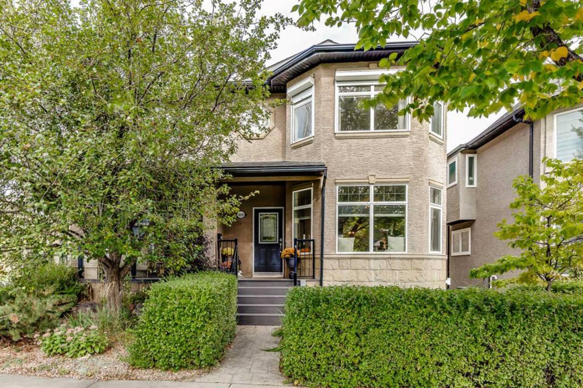 468 27 Avenue NW Calgary