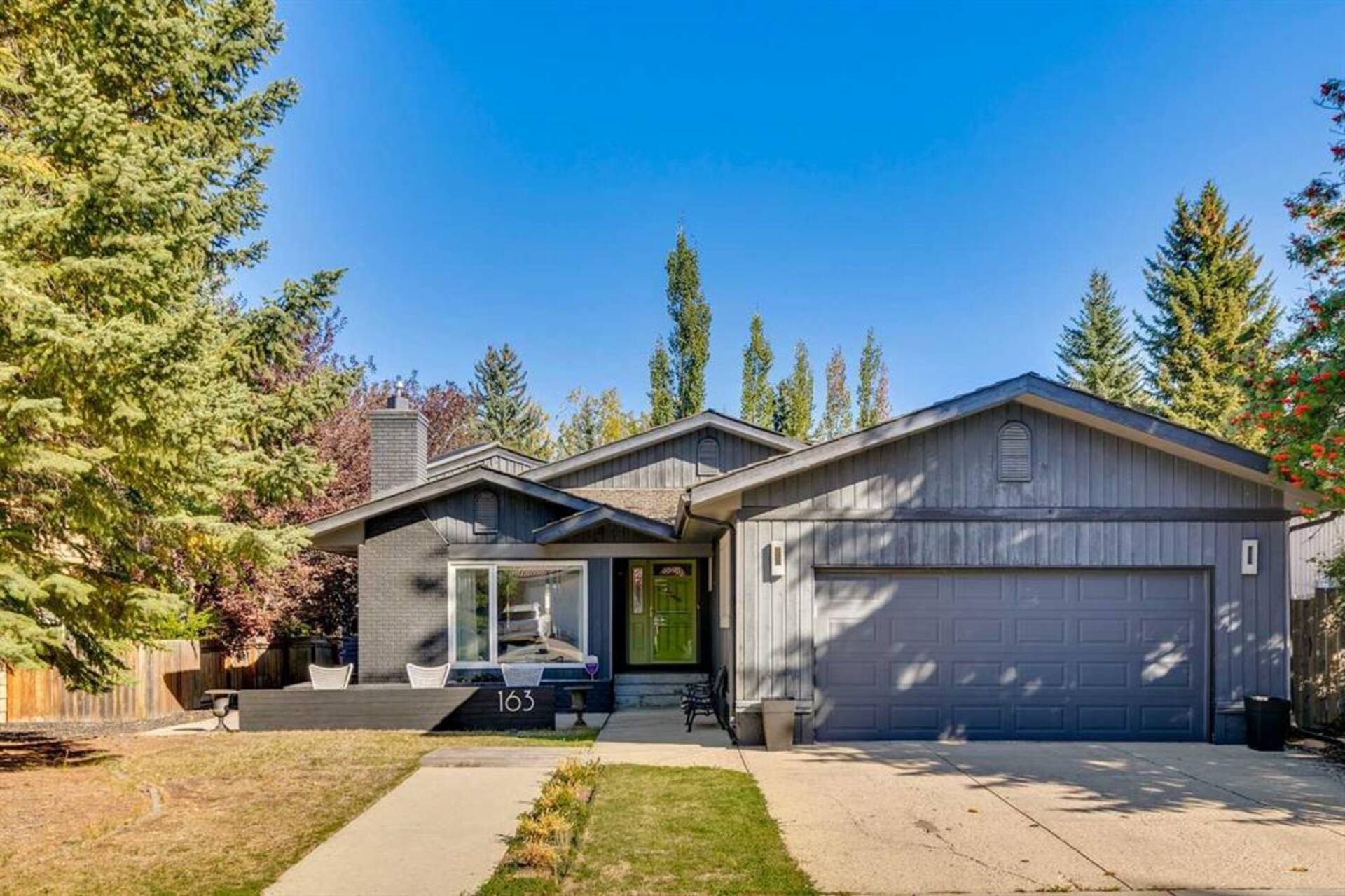 163 Oakmount Road SW Calgary