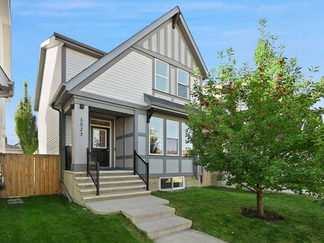 1523 New Brighton Drive SE Calgary