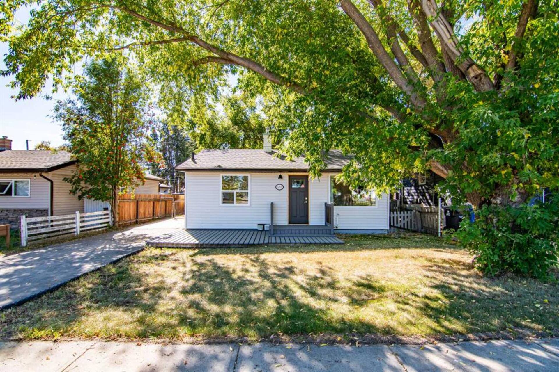 5211 Waghorn Street Blackfalds