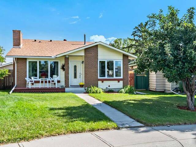 44 Sunhurst Place SE Calgary