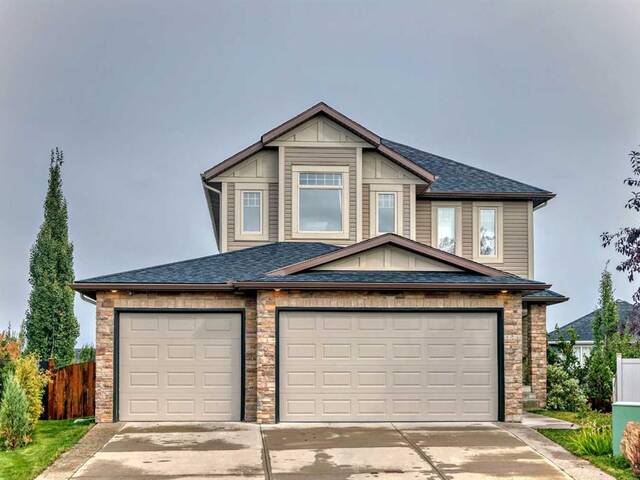 124 Aspenmere Close Chestermere