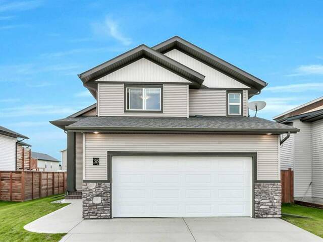 38 Mackenzie Ranch Way Lacombe