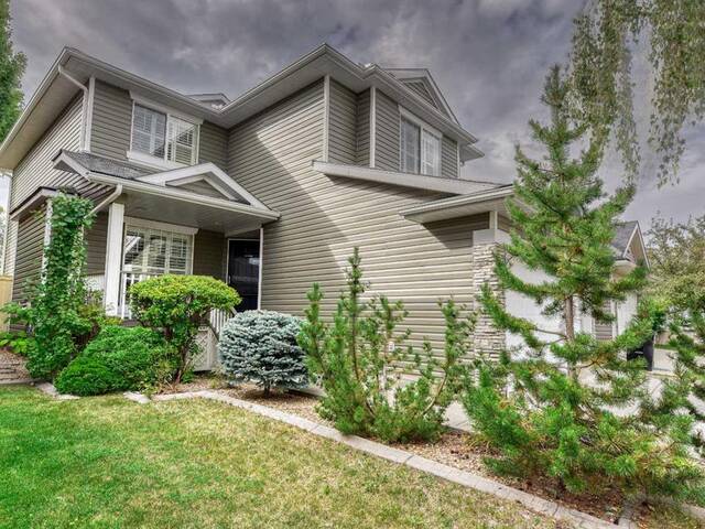 55 Bridlepost Green SW Calgary