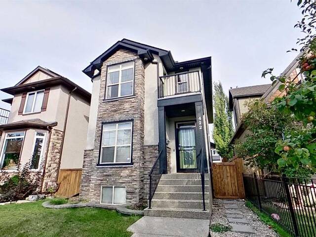 422 7 Street NE Calgary