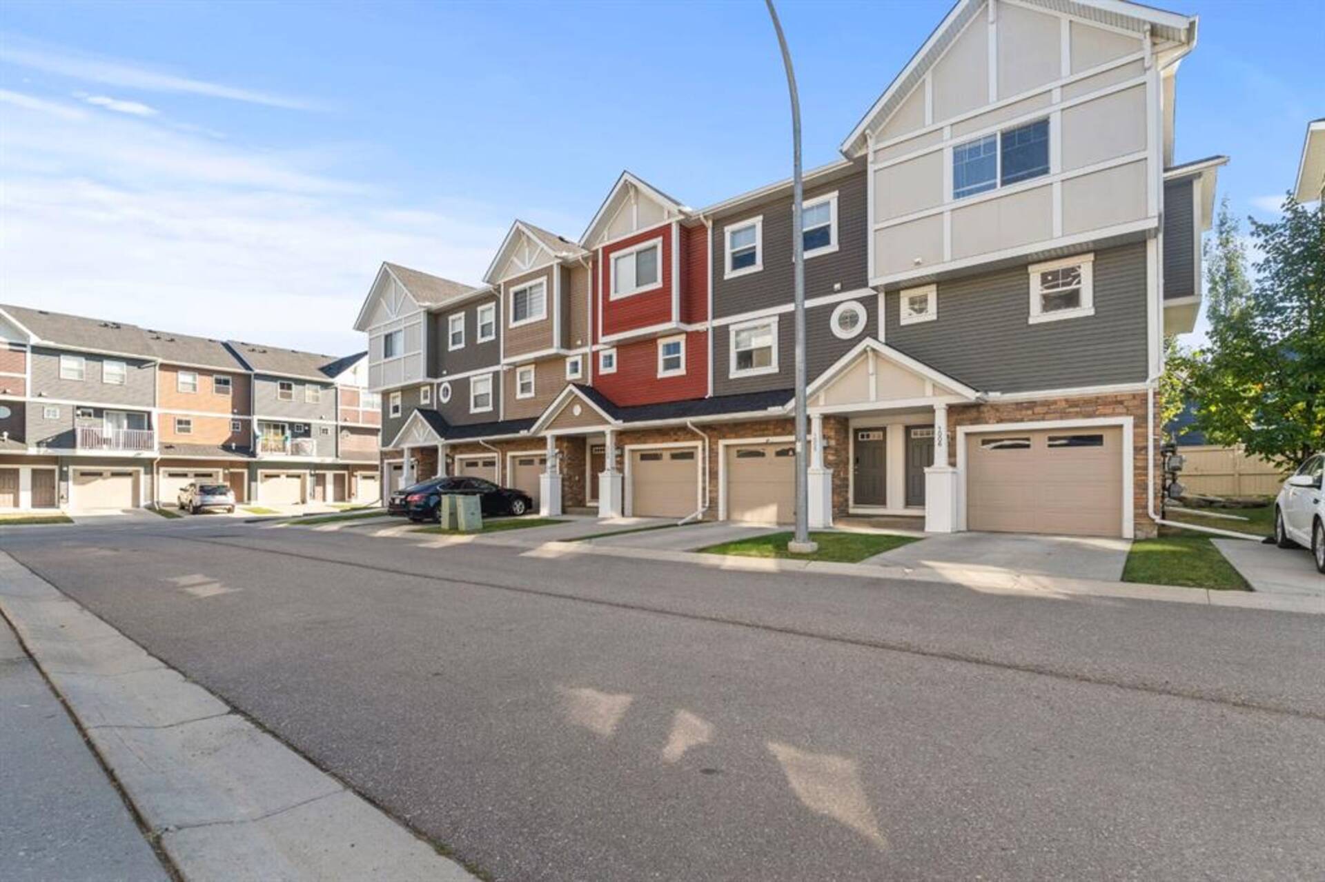 1006, 1225 Kings Heights Way SE Airdrie