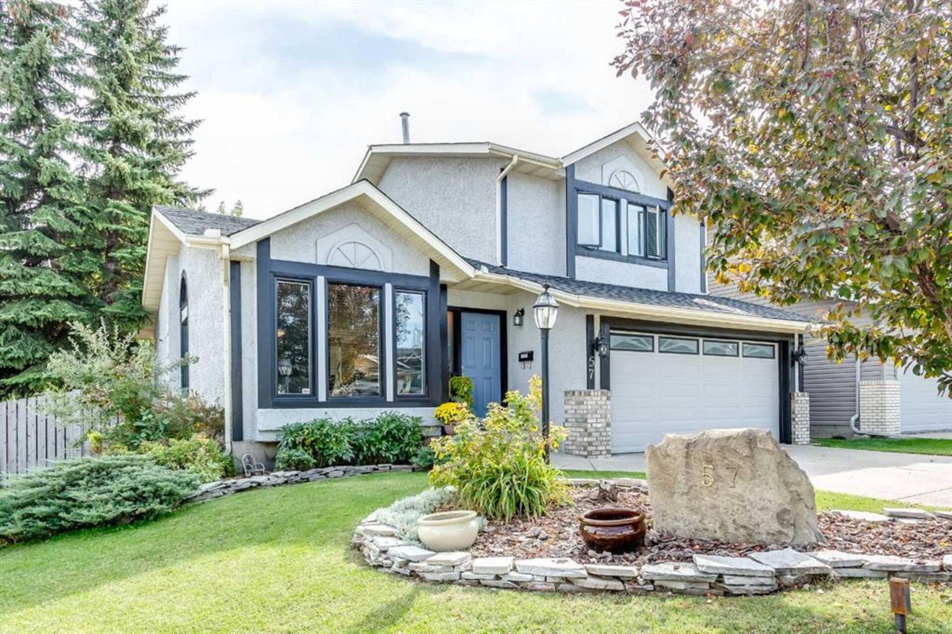 57 Shannon Crescent SW Calgary