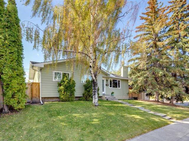 1303 Lake Michigan Crescent SE Calgary