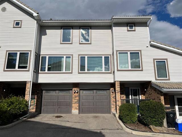 56 Coachway Gardens SW Calgary