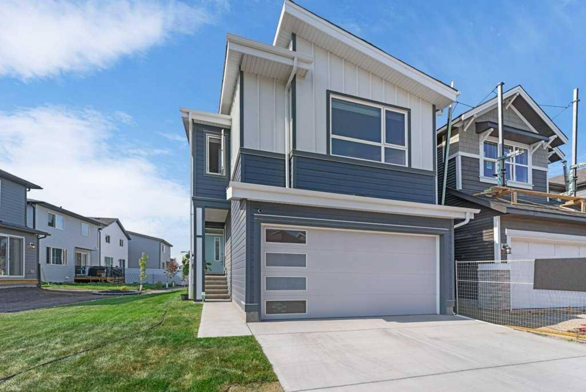 28 Walcrest Row SE Calgary