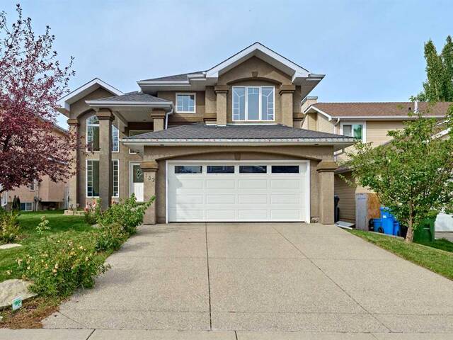 132 Evergreen Close SW Calgary