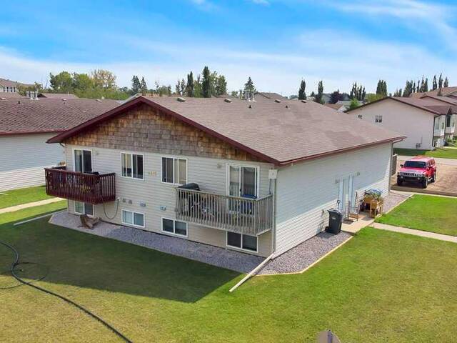 A,B,C,D, 4615 46 Street Innisfail