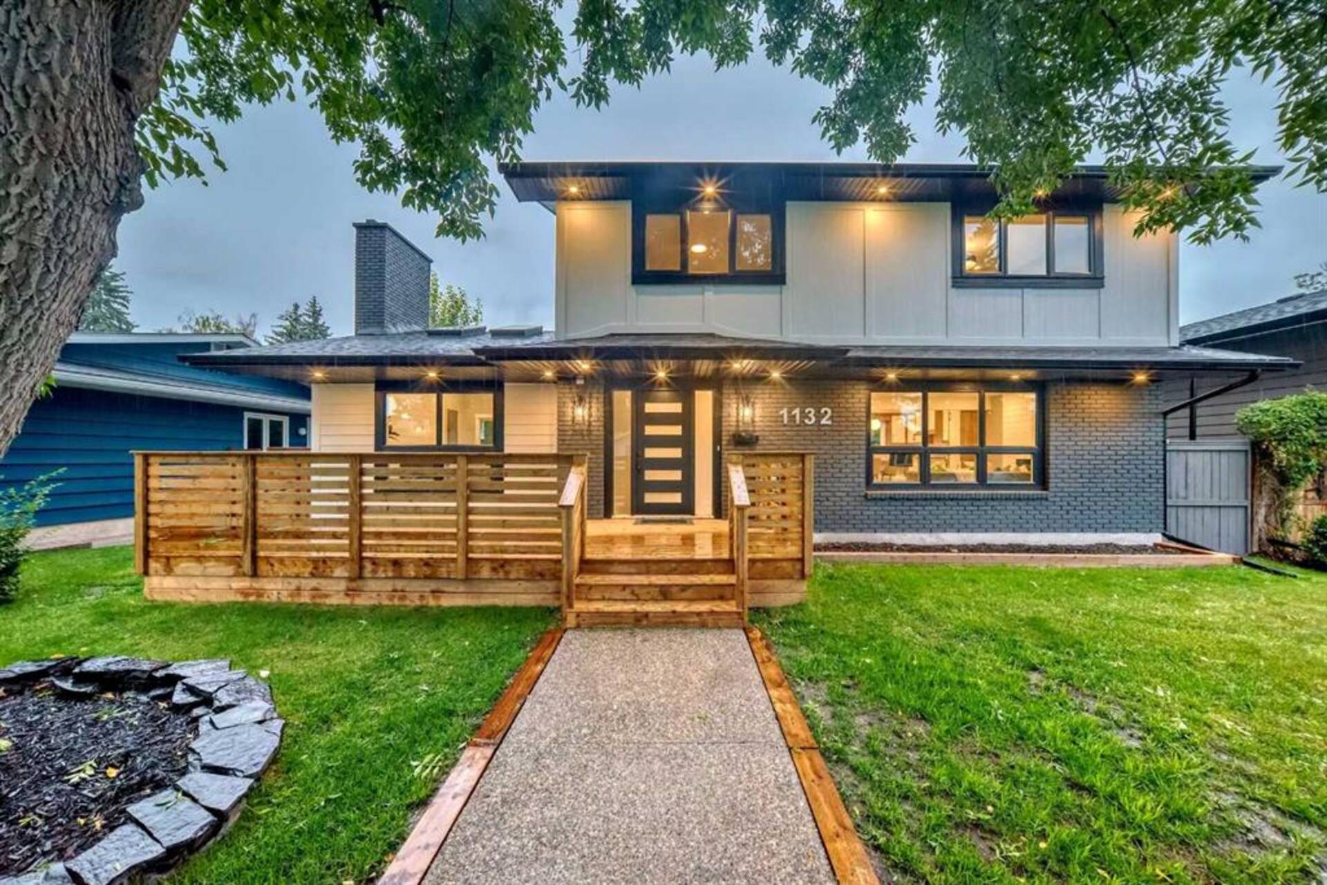 1132 Lake Christina Place SE Calgary