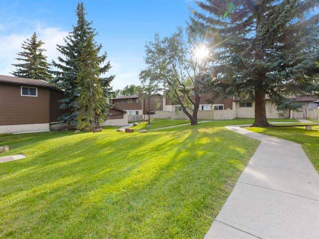 213, 5404 10 Avenue SE Calgary