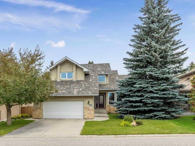 492 Silvergrove Gardens NW Calgary