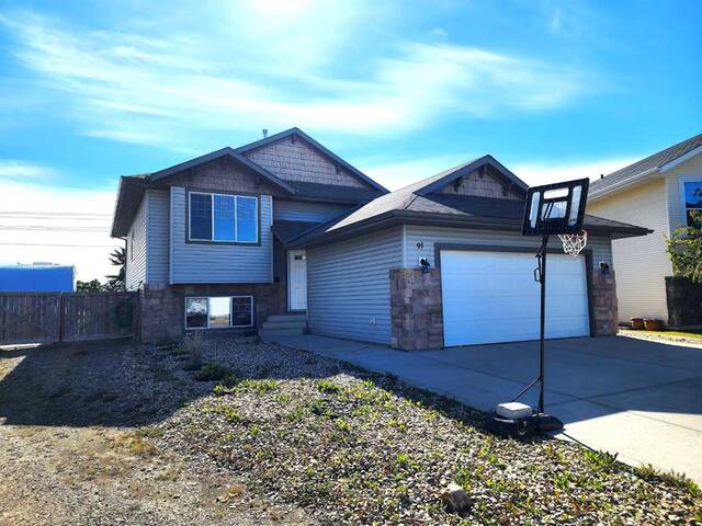 91 Isherwood Close Red Deer