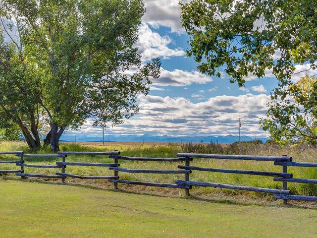 242245 Chinook Arch Lane Rural Rocky View