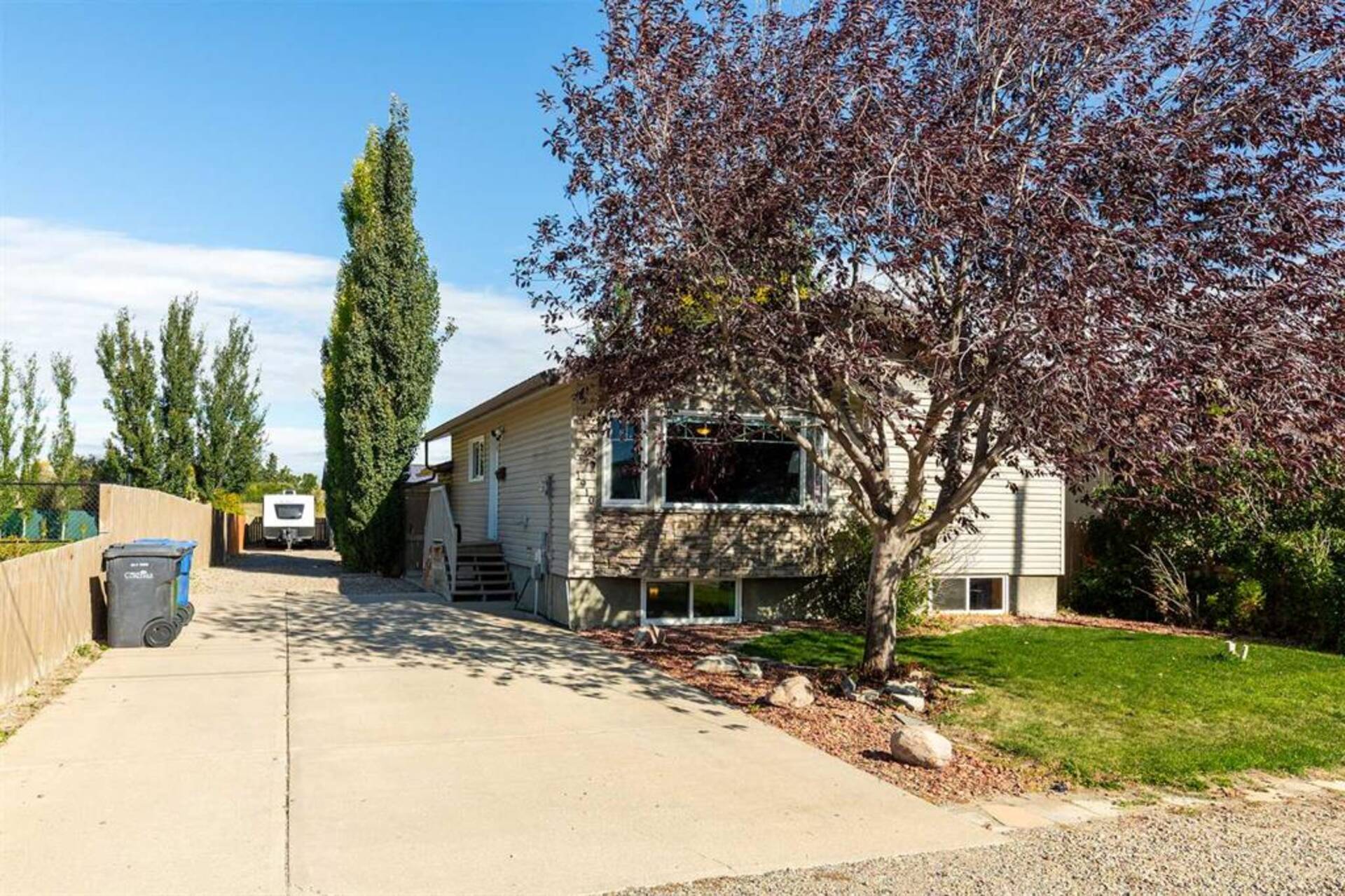 1910 30 Avenue Coaldale