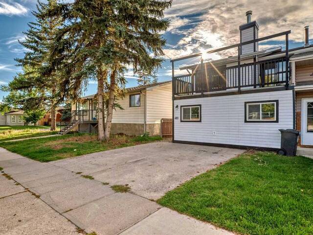 409 1 Street SE High River